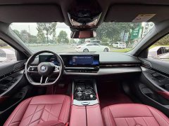 BMW 5 Series 525Li M Sport Package - ფოტო 13