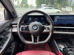 BMW 5 Series 525Li M Sport Package - ფოტო 14