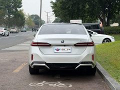 BMW 5 Series 525Li M Sport Package - ფოტო 5
