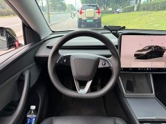 Tesla Model Y Rear-Wheel Drive - ფოტო 14
