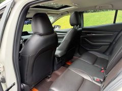 Mazda3 Axela 2.0L Automatic Elegant Edition - ფოტო 11