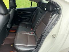 Mazda3 Axela 2.0L Automatic Elegant Edition - ფოტო 12