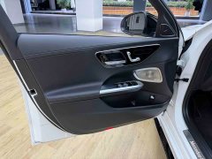 Mercedes-Benz C-Class 2024 Facelift C 260 L AMG Line - ფოტო 7