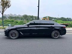 BMW 5 Series 525Li Luxury Package - ფოტო 3