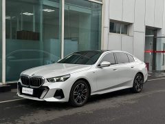 BMW 5 Series 530Li Premier M Sport Package - ფოტო 1
