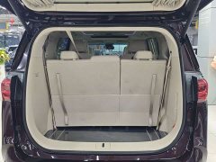 Buick GL8 Avenir Edition - ფოტო 17