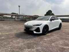 Changan UNI-V 1.5T Premium - ფოტო 1