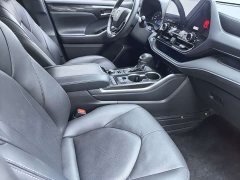 Toyota Crown Land Cruiser 2.0T AWD Edition - ფოტო 10