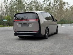 Li Auto MEGA Home Family Edition - ფოტო 19