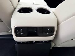 Li Auto MEGA Home Family Edition - ფოტო 9