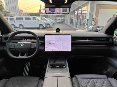 NIO ES8 Six-Seat Executive Signature Edition - ფოტო 13
