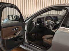 BMW 3 Series 325Li M Sport Package - ფოტო 13