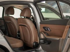 BMW 3 Series 325Li M Sport Package - ფოტო 17