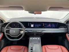 Lincoln Z 2.0T Premier - ფოტო 6