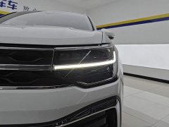 Volkswagen Touareg 300TSI FWD Full Moon Edition - ფოტო 5