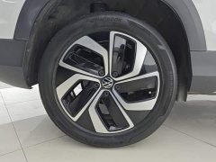 Volkswagen Touareg 300TSI FWD Full Moon Edition - ფოტო 6