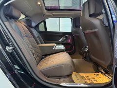 BMW i7 eDrive50L Leading M Sport Package - ფოტო 10