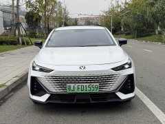 Changan UNI-V Smart Electric iDD 1.5T 113km Smart Fun Edition (Swift Version) - ფოტო 2