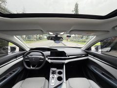 Changan UNI-V Smart Electric iDD 1.5T 113km Smart Fun Edition (Swift Version) - ფოტო 9