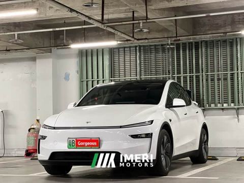 2025 Tesla Model Y Rear-Wheel Drive Launch Edition