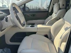 Li Auto i8 2025 Standard Edition - ფოტო 5