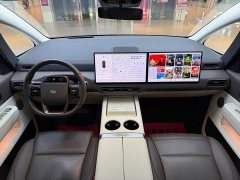 Li Auto Li Xiang MEGA Ultra - ფოტო 13