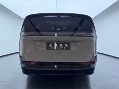 Li Auto Li Xiang MEGA Ultra - ფოტო 5