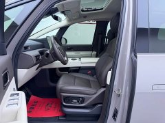 Li Auto Li Xiang MEGA Ultra - ფოტო 8