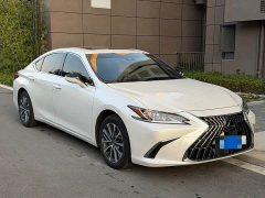 Lexus ES 200 Premium Edition - ფოტო 3