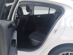 Ford Focus 2021 Hatchback EcoBoost 180 Automatic Trend - ფოტო 11