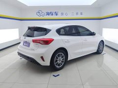 Ford Focus 2021 Hatchback EcoBoost 180 Automatic Trend - ფოტო 3