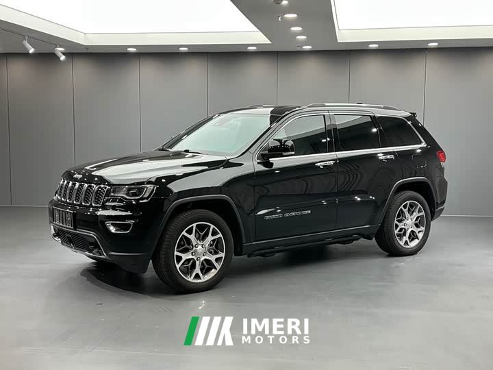 Jeep Grand Cherokee (Imported) 3.0L Elite Navigation Edition