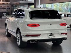 Bentley Bentayga 2021 4.0T V8 - ფოტო 4