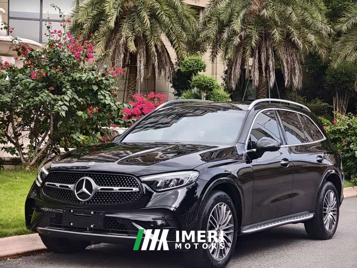 Mercedes-Benz GLC 300 L 4MATIC Dynamic 5-Seater