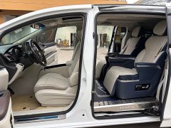 Buick GL8 Land Business Class 652T Luxury - ფოტო 14