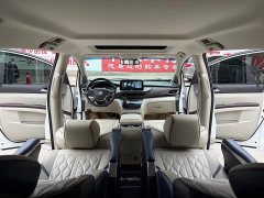 Buick GL8 Land Business Class 652T Luxury - ფოტო 7