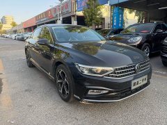 Volkswagen Magotan 2 Million Units Celebration Edition 330TSI DSG Luxury - ფოტო 3