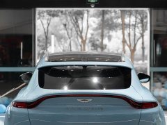 Aston Martin DBX 4.0T V8 - ფოტო 10