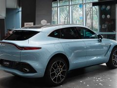 Aston Martin DBX 4.0T V8 - ფოტო 11