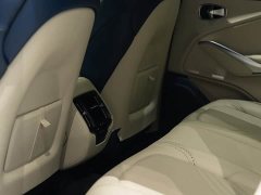 Aston Martin DBX 4.0T V8 - ფოტო 14