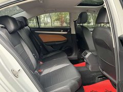 Volkswagen Bora 200TSI DSG Comfort Pro - ფოტო 13