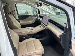 XPeng X9 2026 Extended Range 1602 Ultra - ფოტო 4