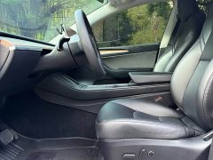 Tesla Model Y Rear-Wheel Drive - ფოტო 10