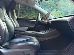 Tesla Model Y Rear-Wheel Drive - ფოტო 12