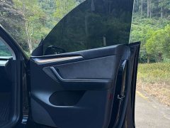 Tesla Model Y Rear-Wheel Drive - ფოტო 13