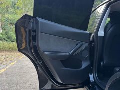 Tesla Model Y Rear-Wheel Drive - ფოტო 16