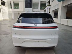 Li Auto L6 Max - ფოტო 8