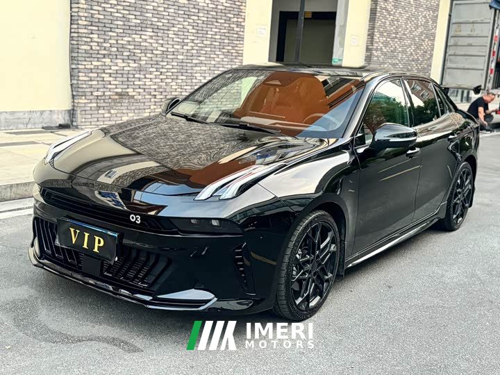 Lynk & Co 03 2.0TD Big Wing Edition