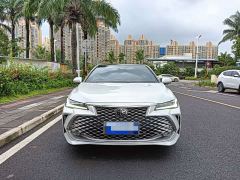 Toyota Camry Hybrid 2.5L XLE Premium - photo 2