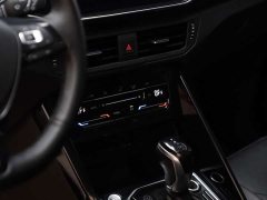Volkswagen Taos 330TSI FWD Luxury Smart Connected Edition Plus - ფოტო 11